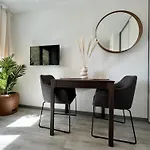 Bahia Lyon